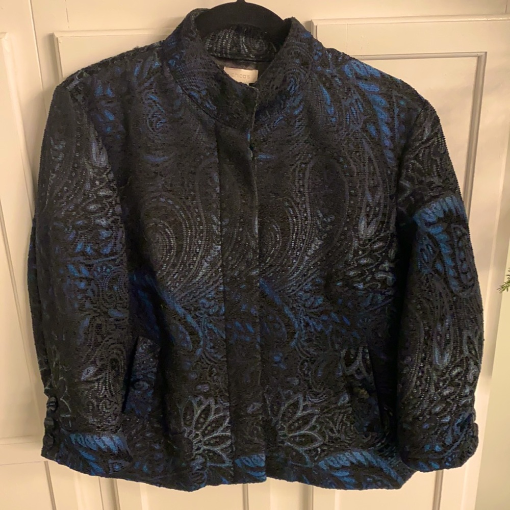 Ladies Brocade design jacket nwot